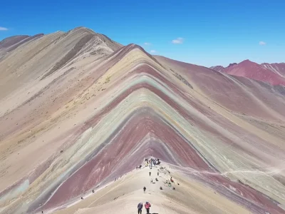 rainbow mountain (5)